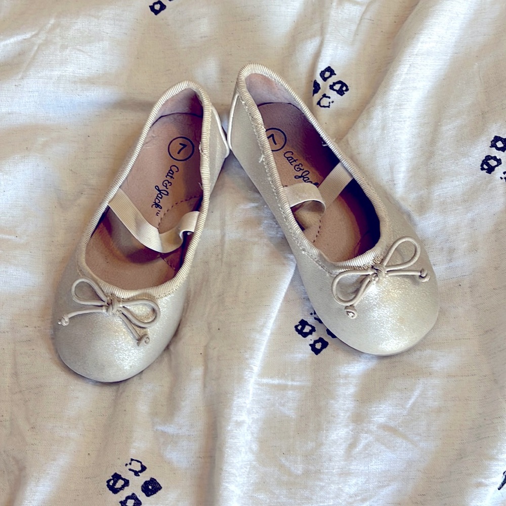 Little Girls Cat & Jack Dress Shoes